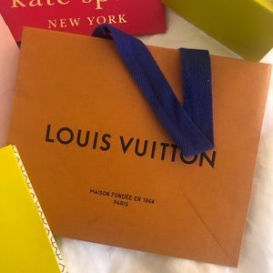 LUIS VITTON Shopping Bag + More!